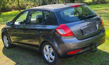 Kia Ceed 2012 photo 3