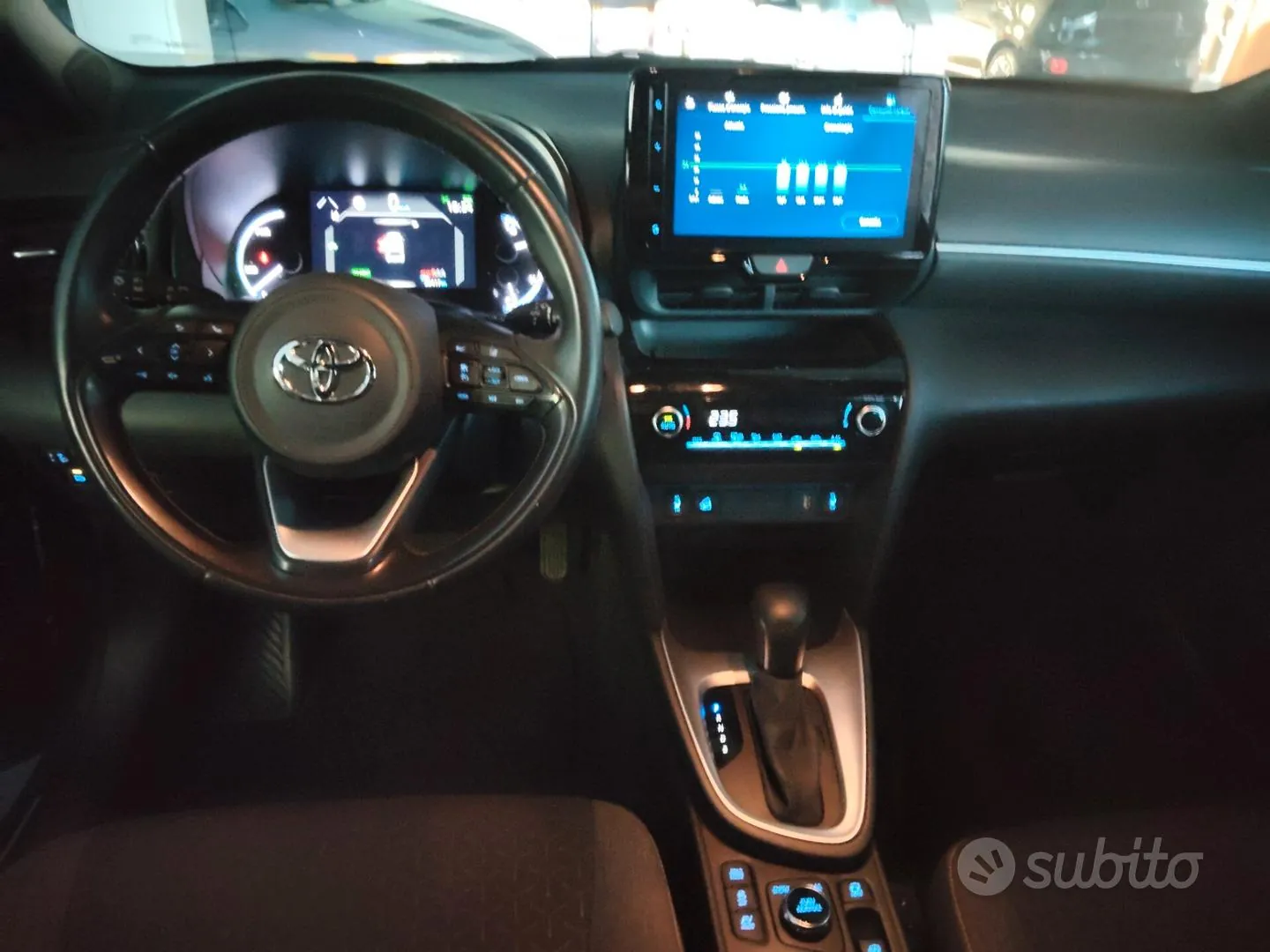 Toyota Yaris Cross 2023 photo 3