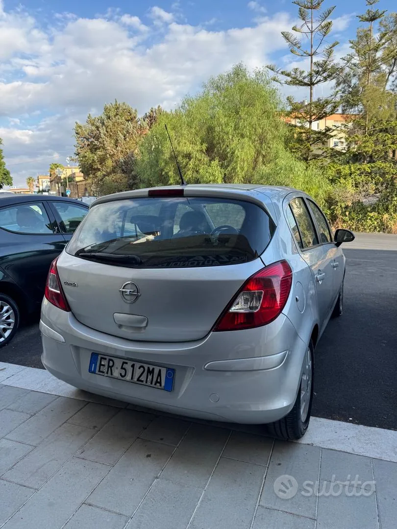 Opel Corsa 2013 photo 4