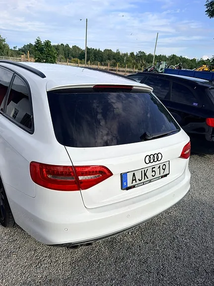 Audi A4 2015 photo 2
