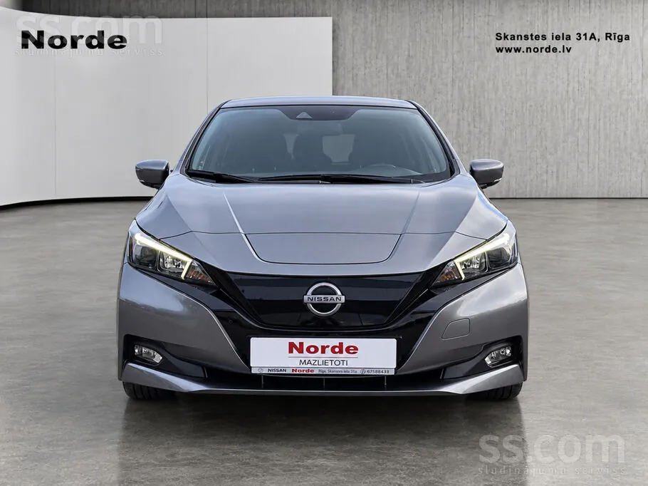 Nissan Leaf 2022 photo 2