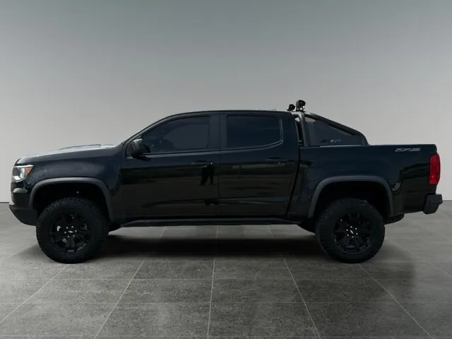 Chevrolet Colorado 2022 photo 2