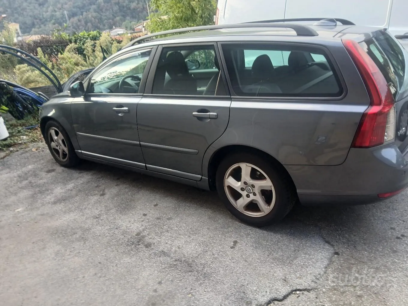 Volvo V50 2012 photo 4