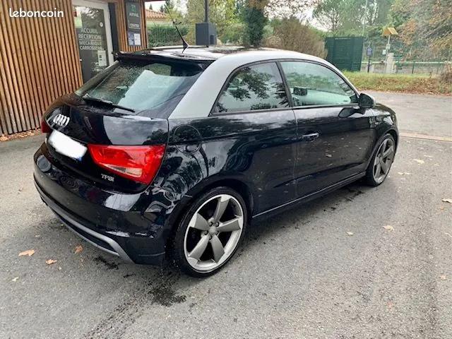 Audi A1 2011 photo 2