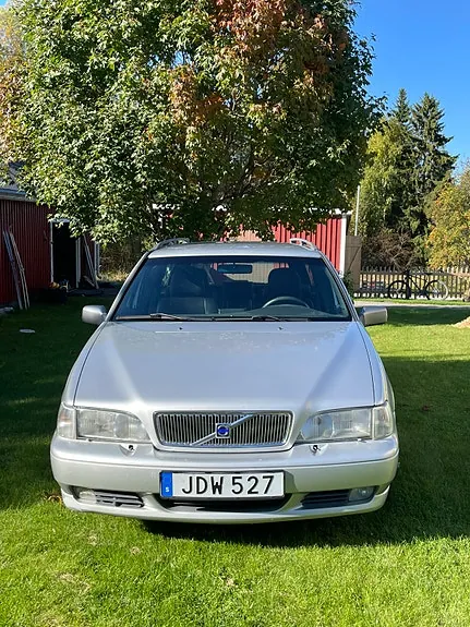 Volvo V70 1999 photo 2