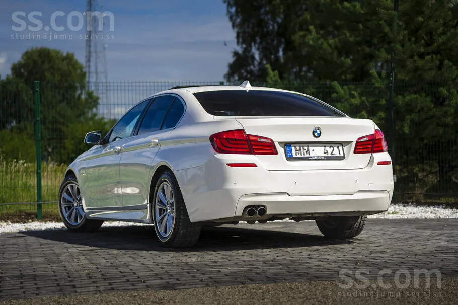 BMW 525 2010 photo 4