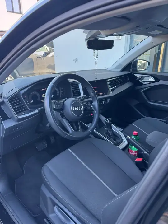 Audi A1 Sportback 2023 photo 2