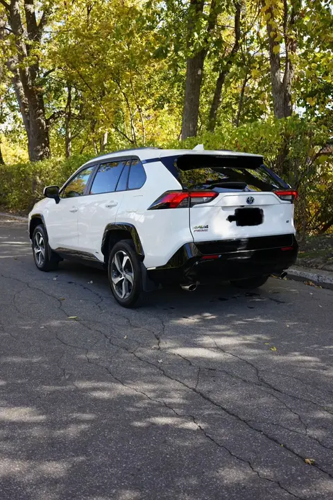 Toyota Rav4 2023 photo 2
