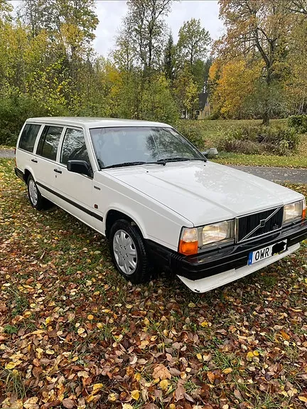 Volvo 745 1989 photo 2