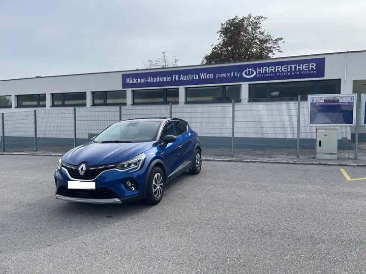 Renault Captur 2022 photo 2