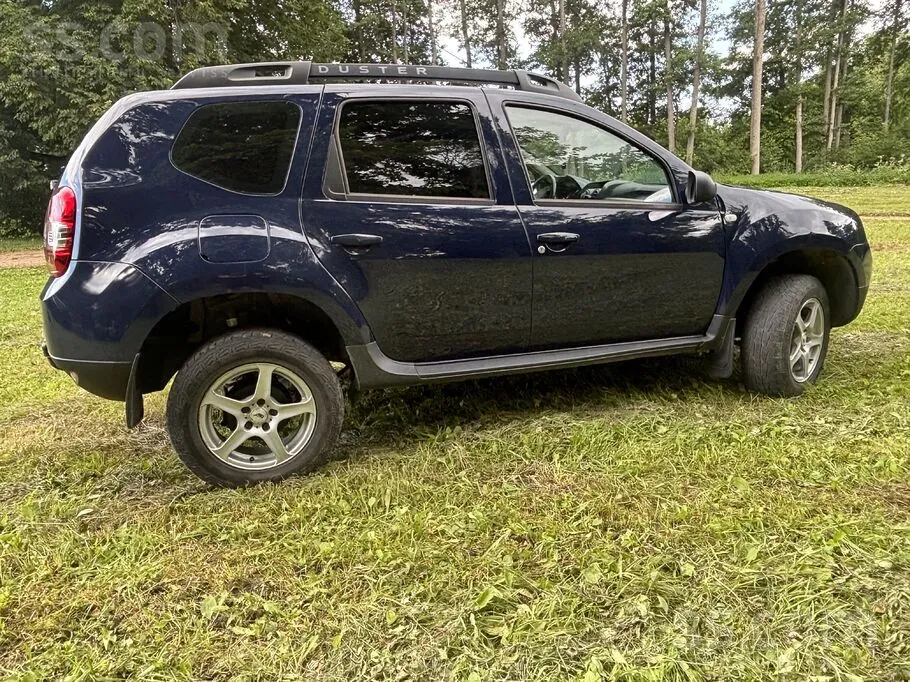 Dacia Duster 2014 photo 3