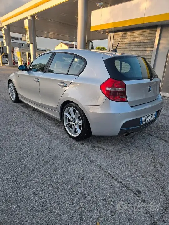 BMW 118D 2008 photo 4