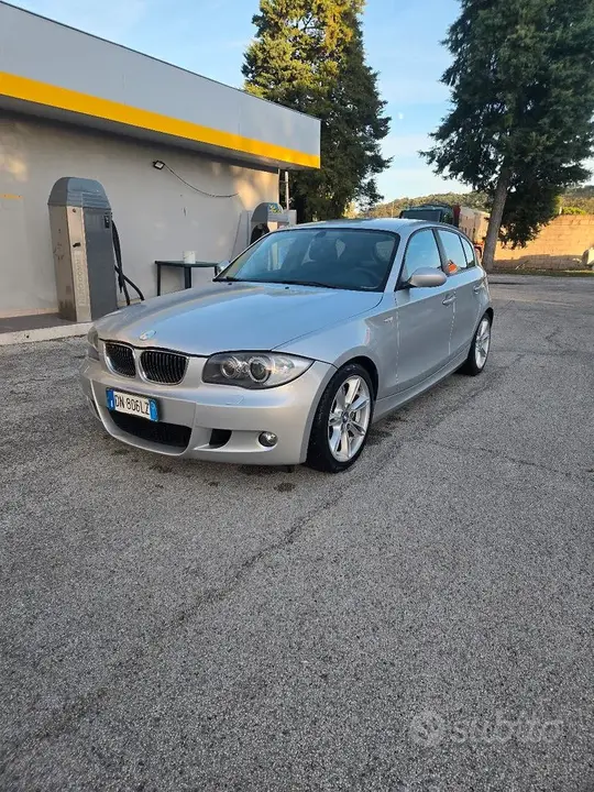 BMW 118D 2008 photo 2