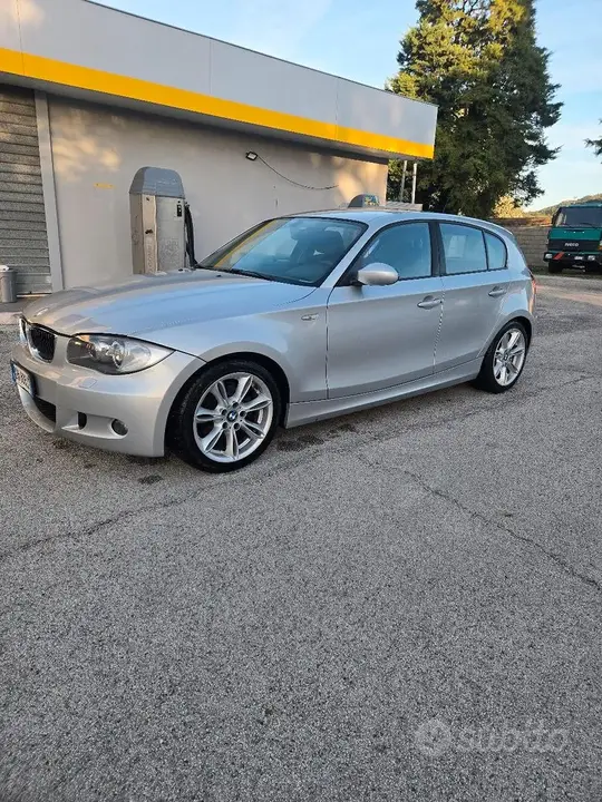 BMW 118D 2008 photo 3