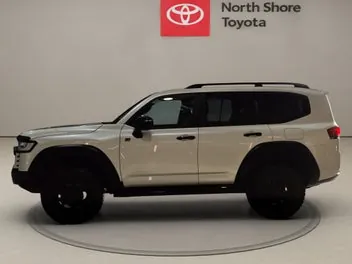 Toyota Land Cruiser 2023 photo 5