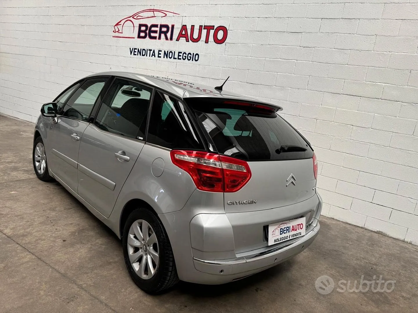 Citroen C4 Picasso 2008 photo 4