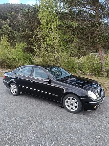 Mercedes-Benz E220 D