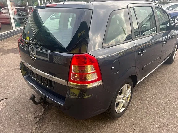 Opel Zafira 2009 photo 5