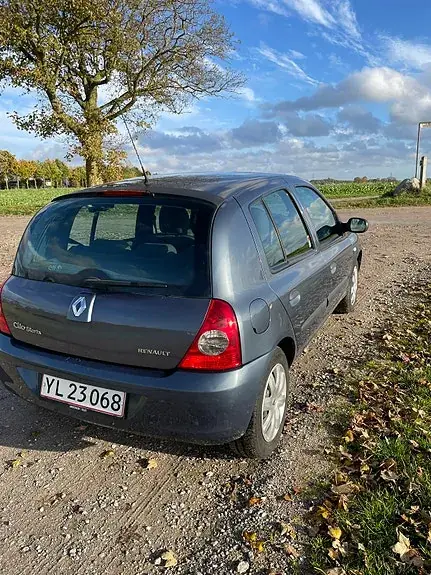Renault Clio Ii 2006 photo 4