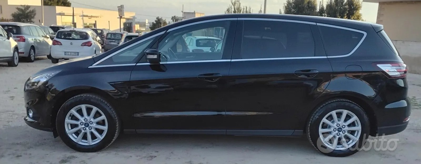 Ford S-Max 2015 photo 4