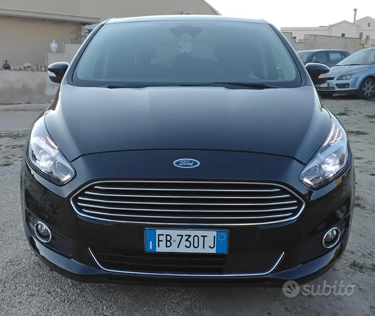 Ford S-Max 2015 photo 3