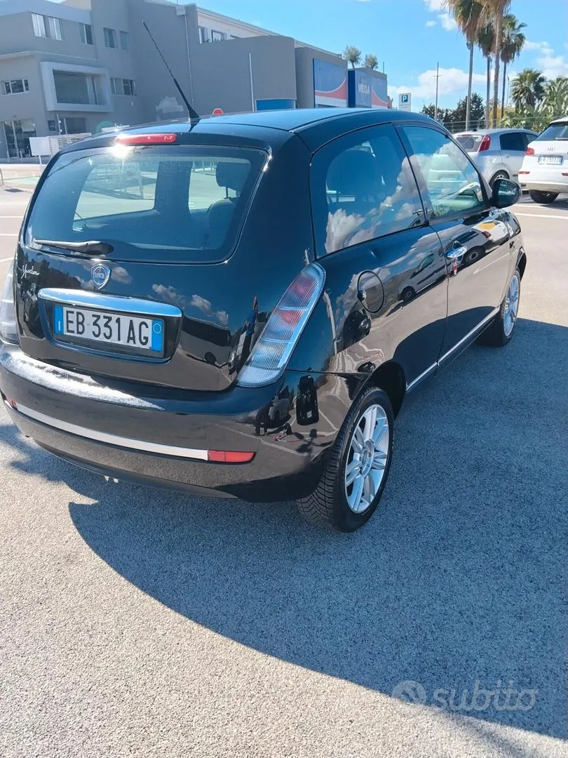 Lancia Ypsilon 2012 photo 5