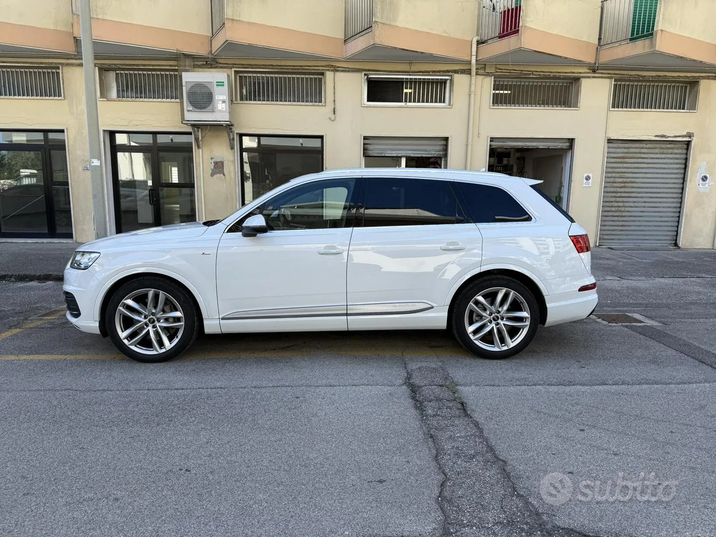 Audi Q7 2015 photo 3