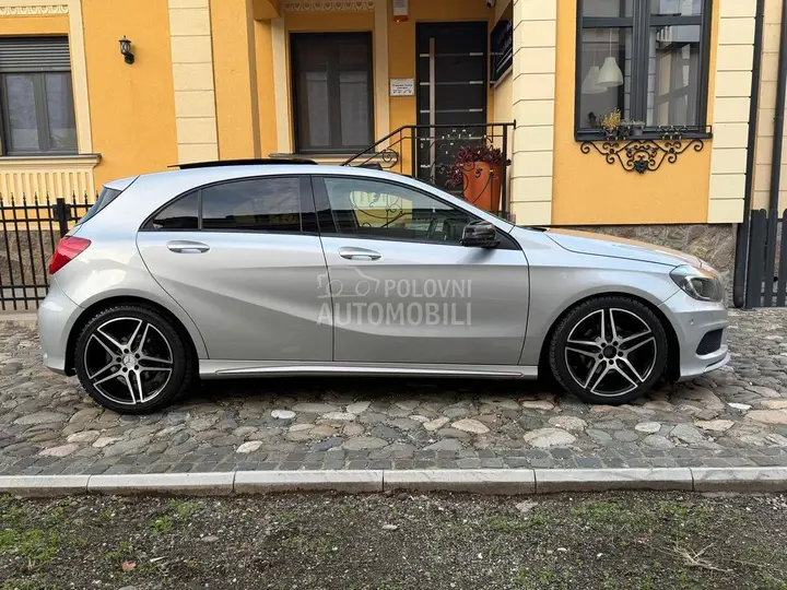 Mercedes-Benz A 180 2012 photo 5