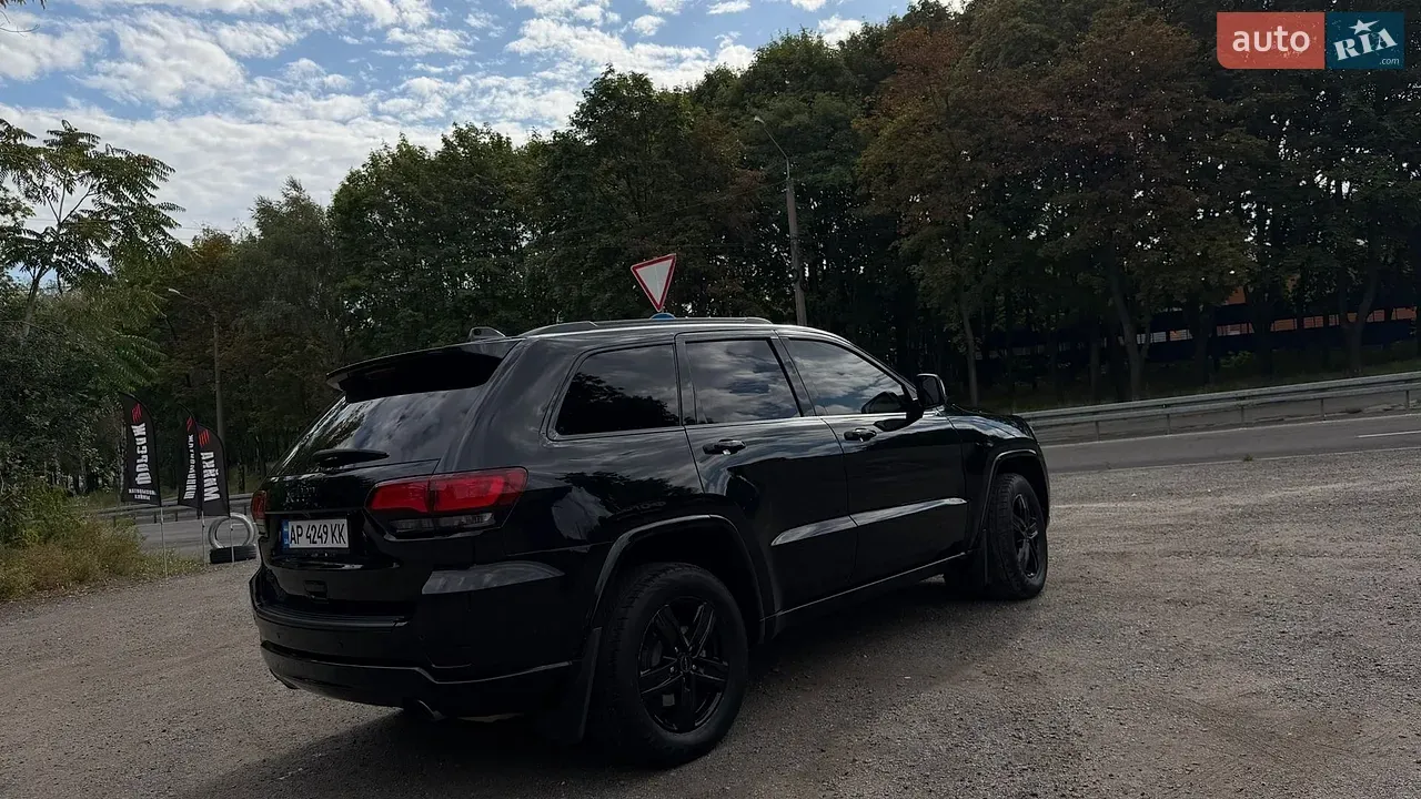 Jeep Grand Cherokee 2021 photo 3