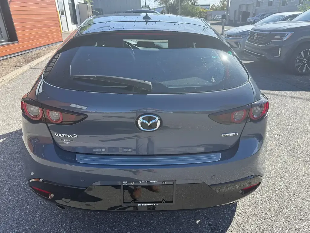 Mazda 3 2021 photo 4