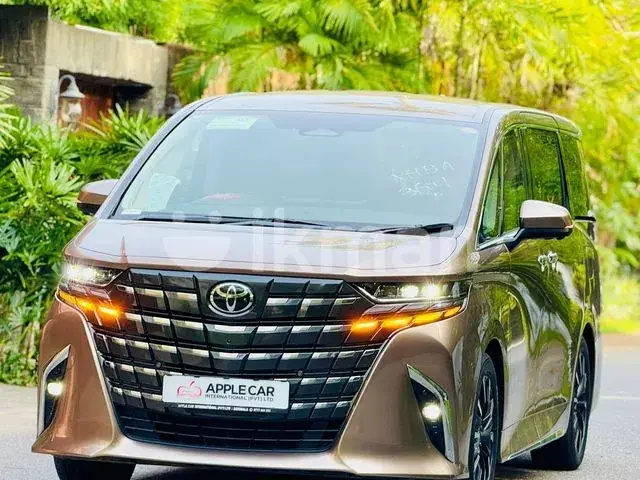 Toyota Alphard 2024 photo 4