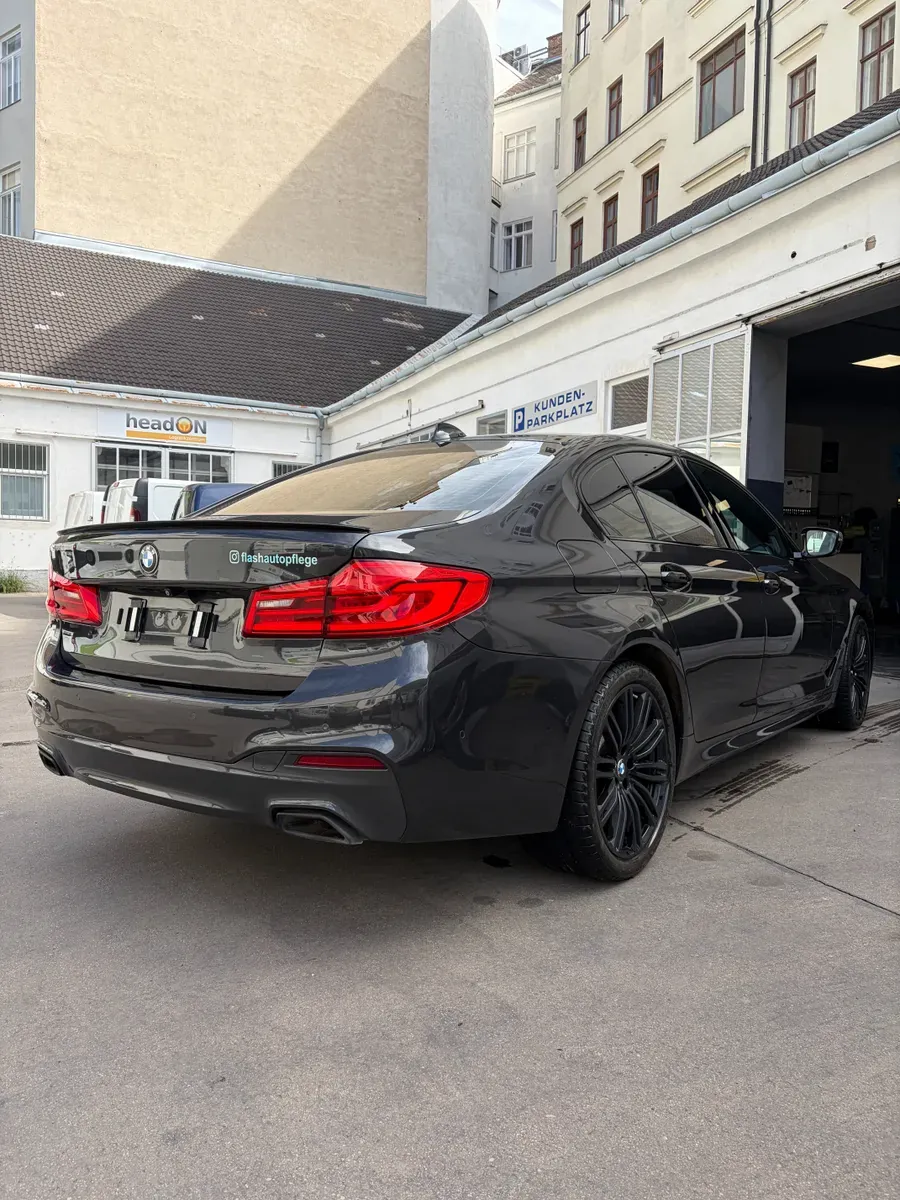 BMW 5 Series 2017 photo 3
