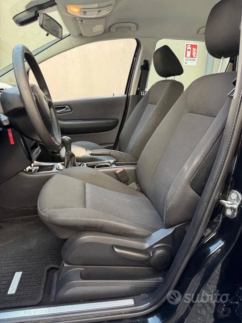 Mercedes-Benz A160 2011 photo 5