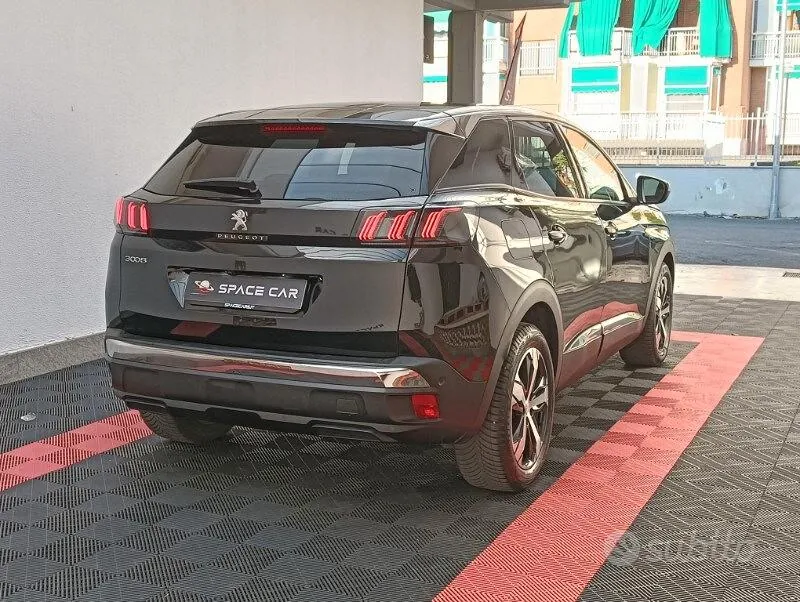 Peugeot 3008 2022 photo 4