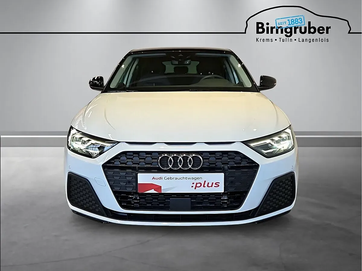 Audi A1 2026 photo 2