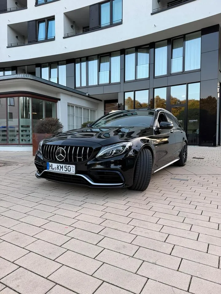 Mercedes-Benz C63S
