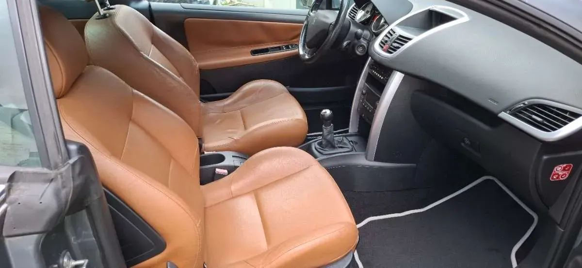 Peugeot 207 2007 photo 3