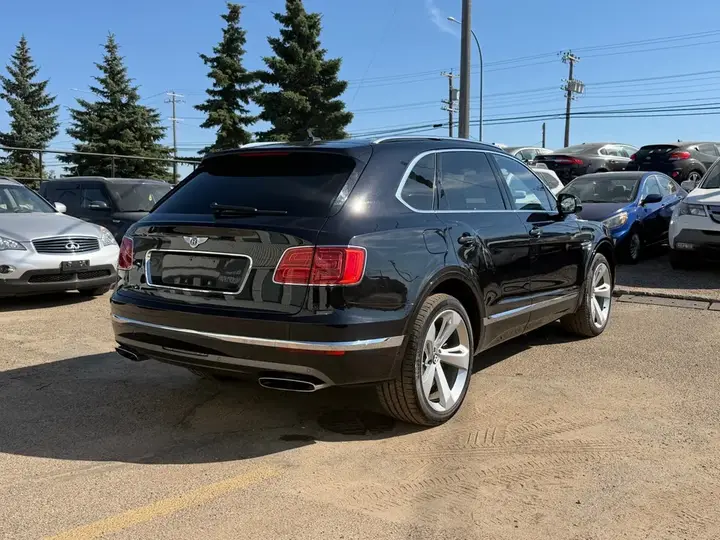 Bentley Bentayga 2018 photo 5