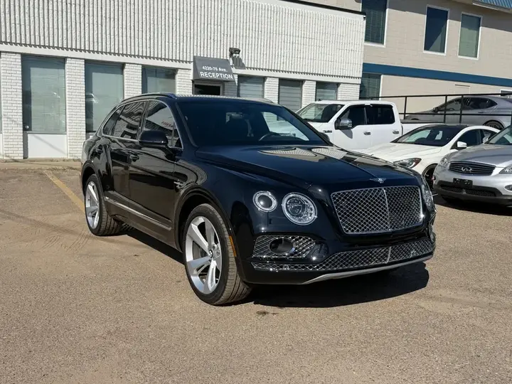 Bentley Bentayga 2018 photo 3