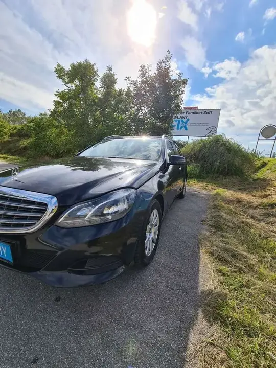 Mercedes-Benz E-Class 2014 photo 2