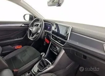 Volkswagen T-Roc 2023 photo 4