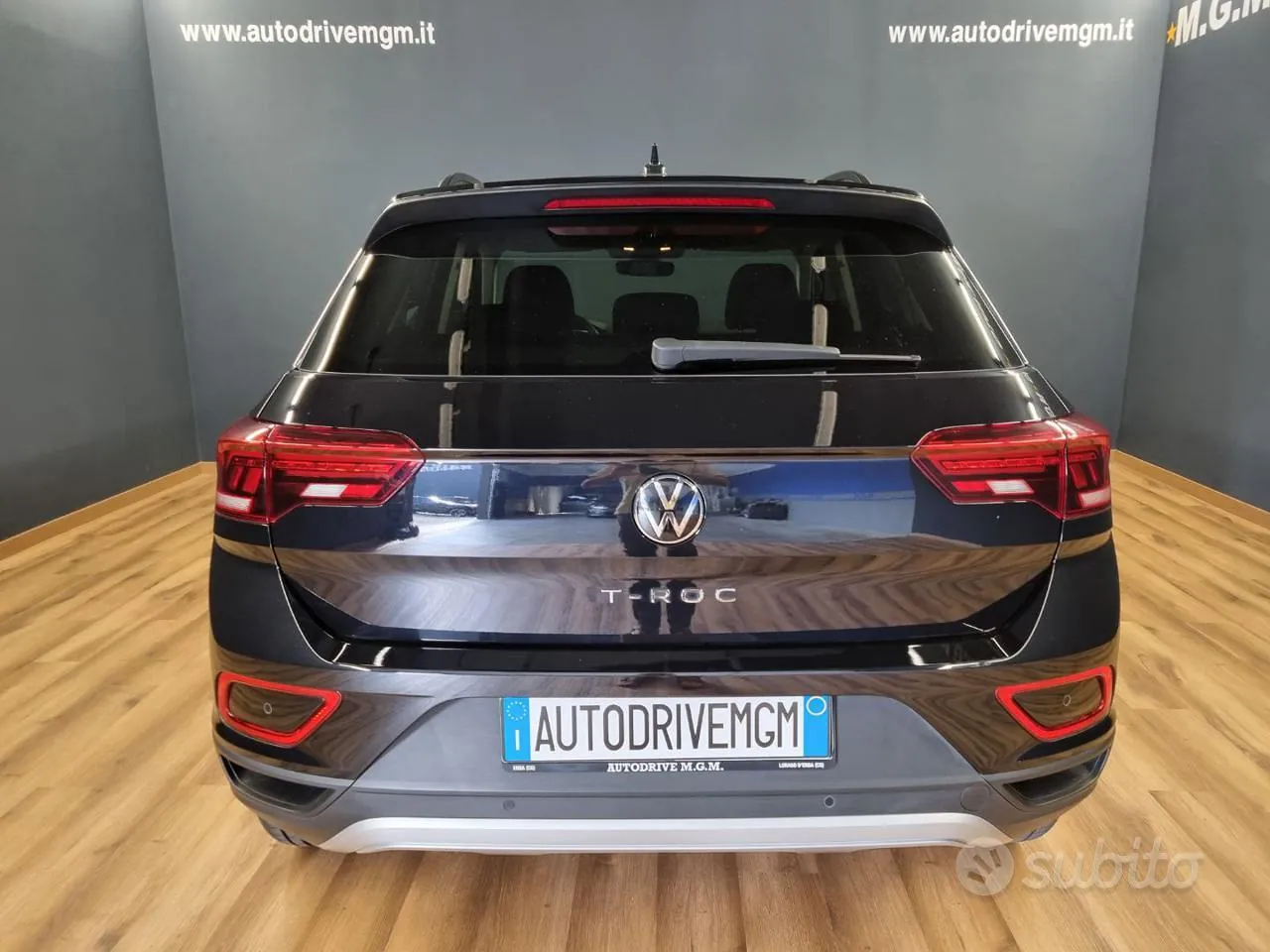 Volkswagen T-Roc 2024 photo 3