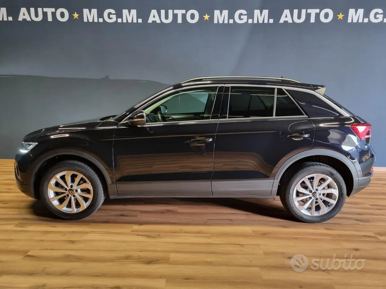 Volkswagen T-Roc 2024 photo 2