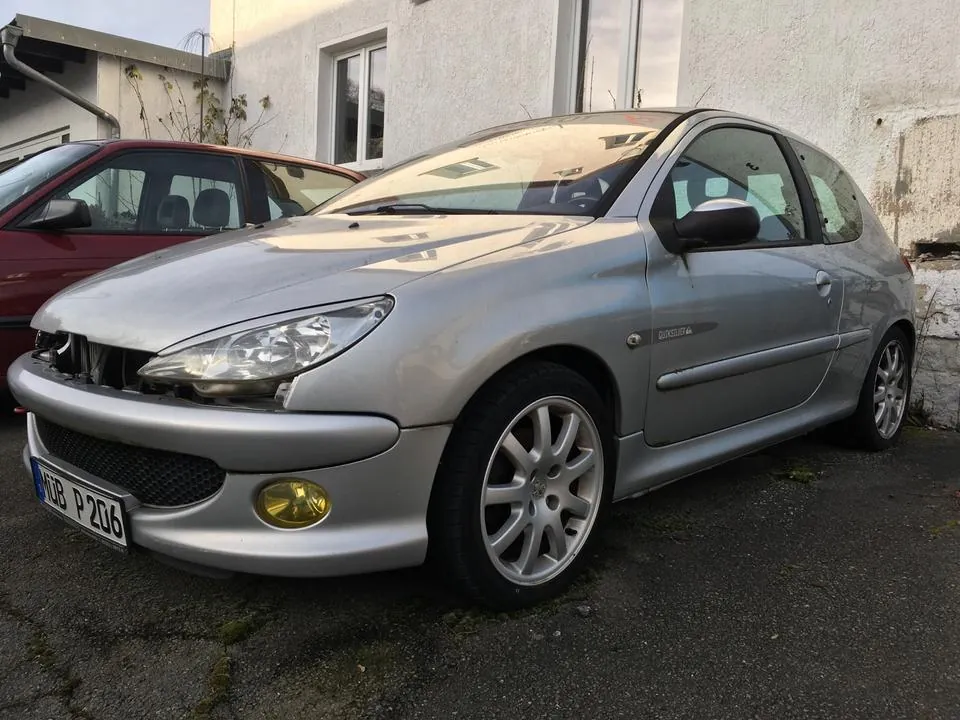 Peugeot 206