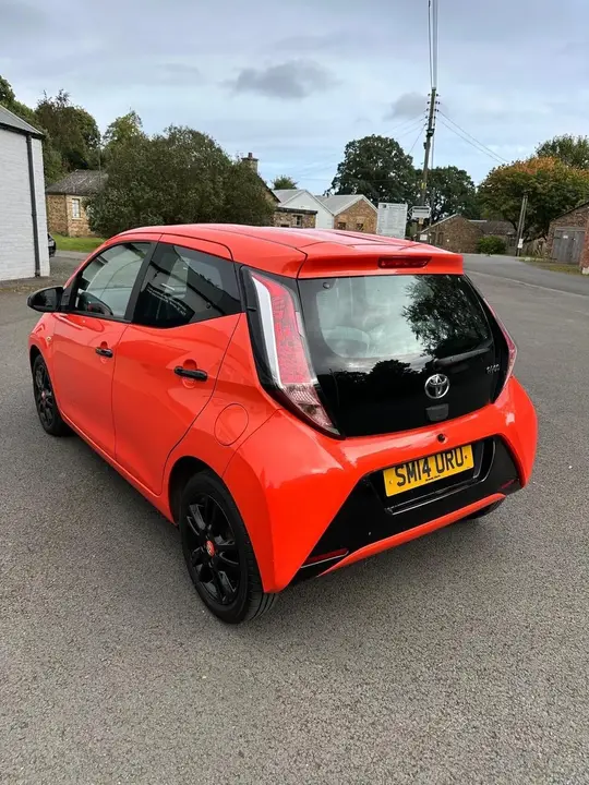 Toyota Aygo 2014 photo 2