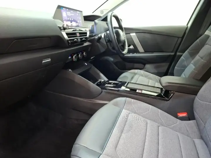 Citroen C4 2023 photo 5