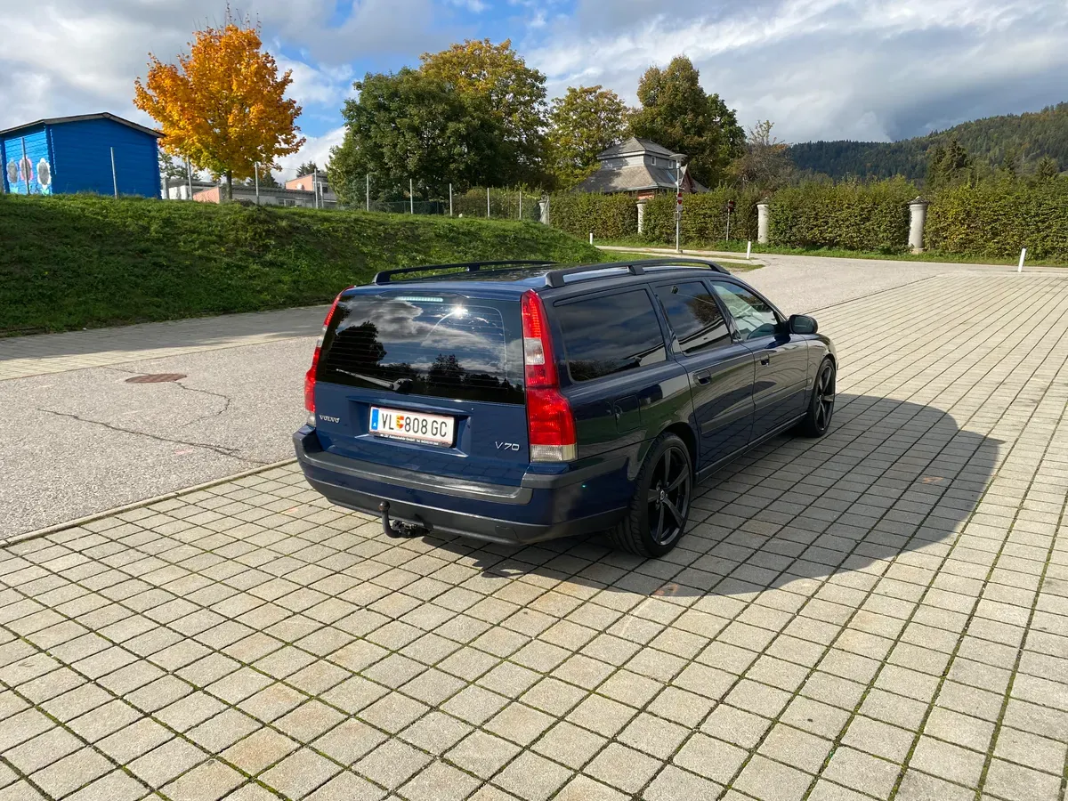 Volvo V70 2002 photo 2