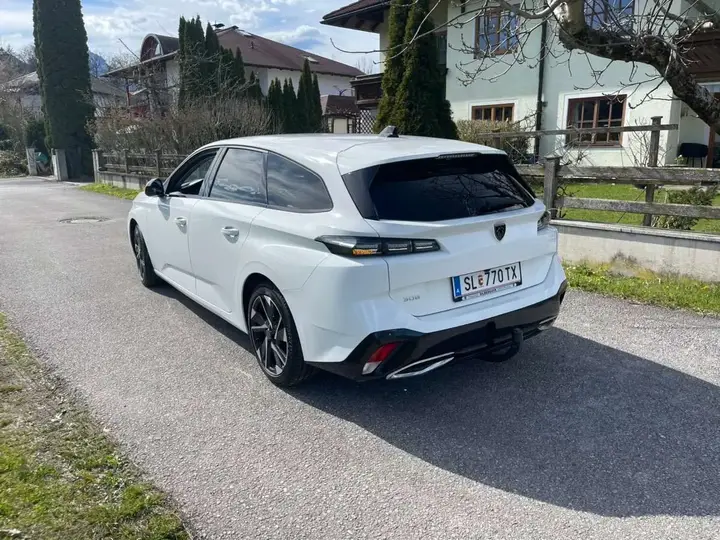 Peugeot 308 2022 photo 3