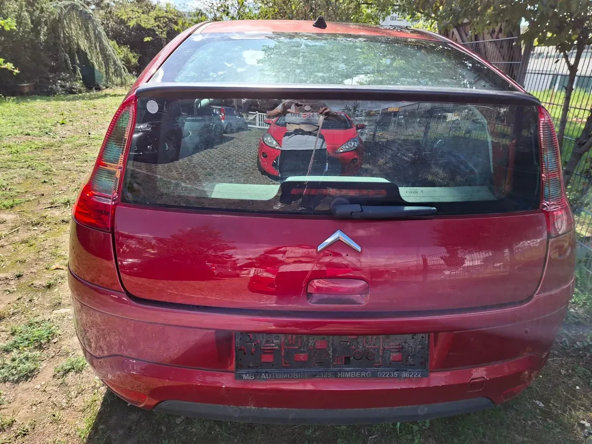 Citroen C4 2006 photo 3