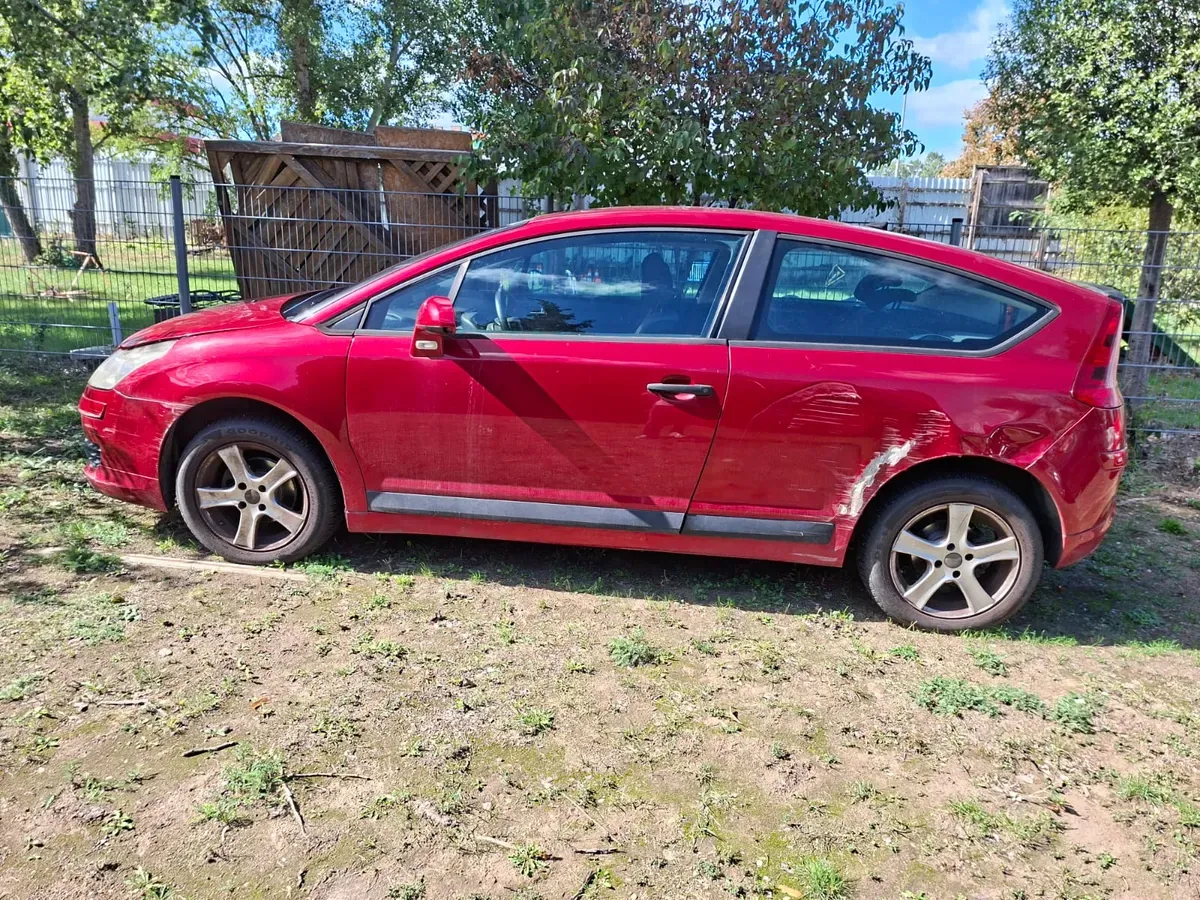 Citroen C4 2006 photo 2